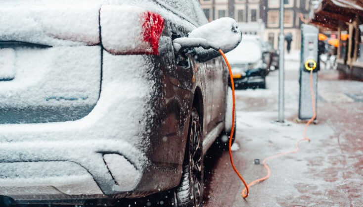 آیا سرما تاثیری بر عملکرد خودرو‌های برقی دارد؟