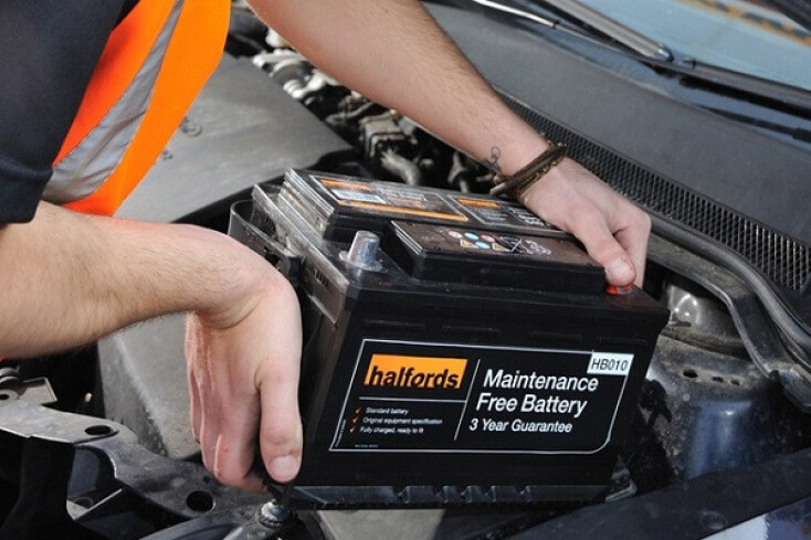 در فصول گرم سال چرا خرابی باتری خودرو افزایش  پیدا می ‌کند؟