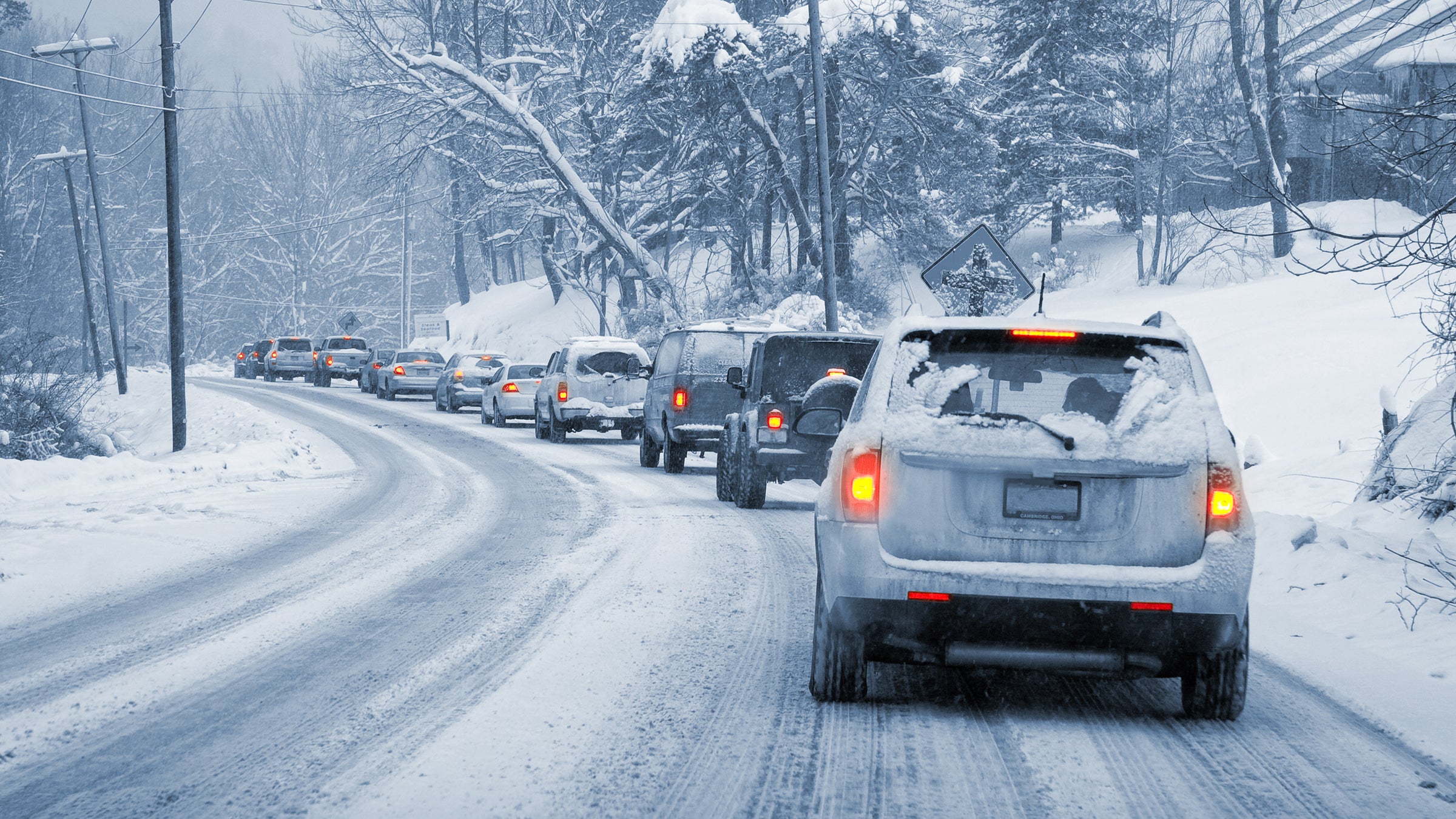 7 نکته اساسی برای سفر با خودرو در زمستان‌های سرد!