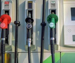تفاوت بین بنزین سوپر و معمولی